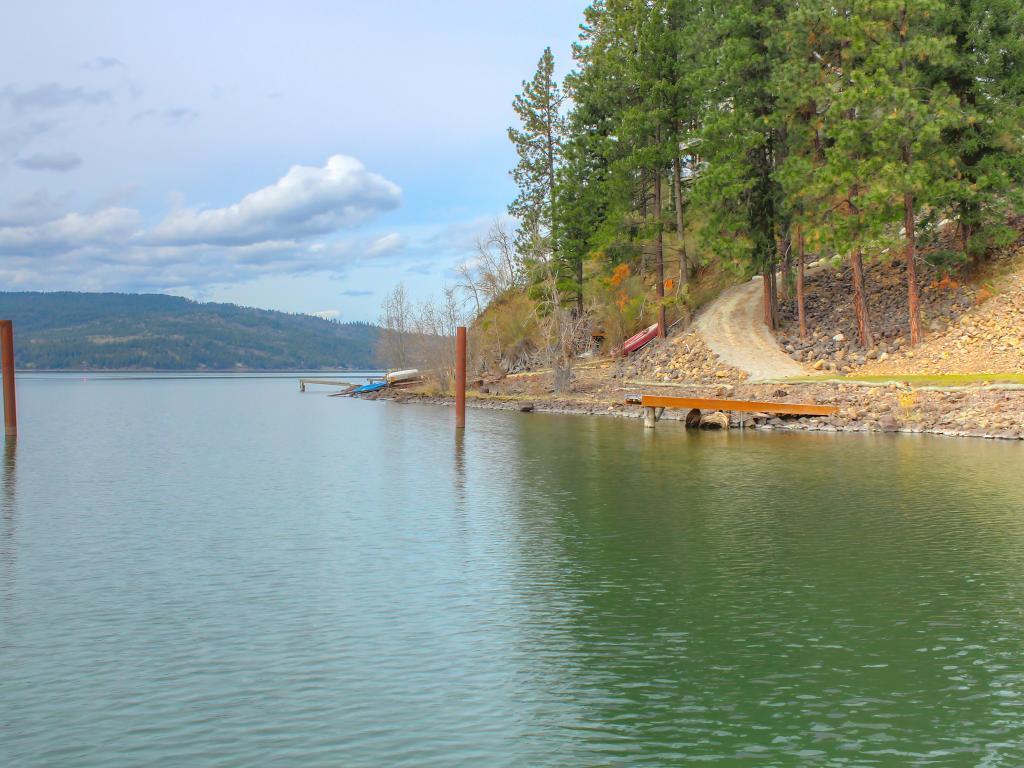 Beautiful Lake Coeur D'Alene Cabin On The Bay Hotel Mica Bilik gambar