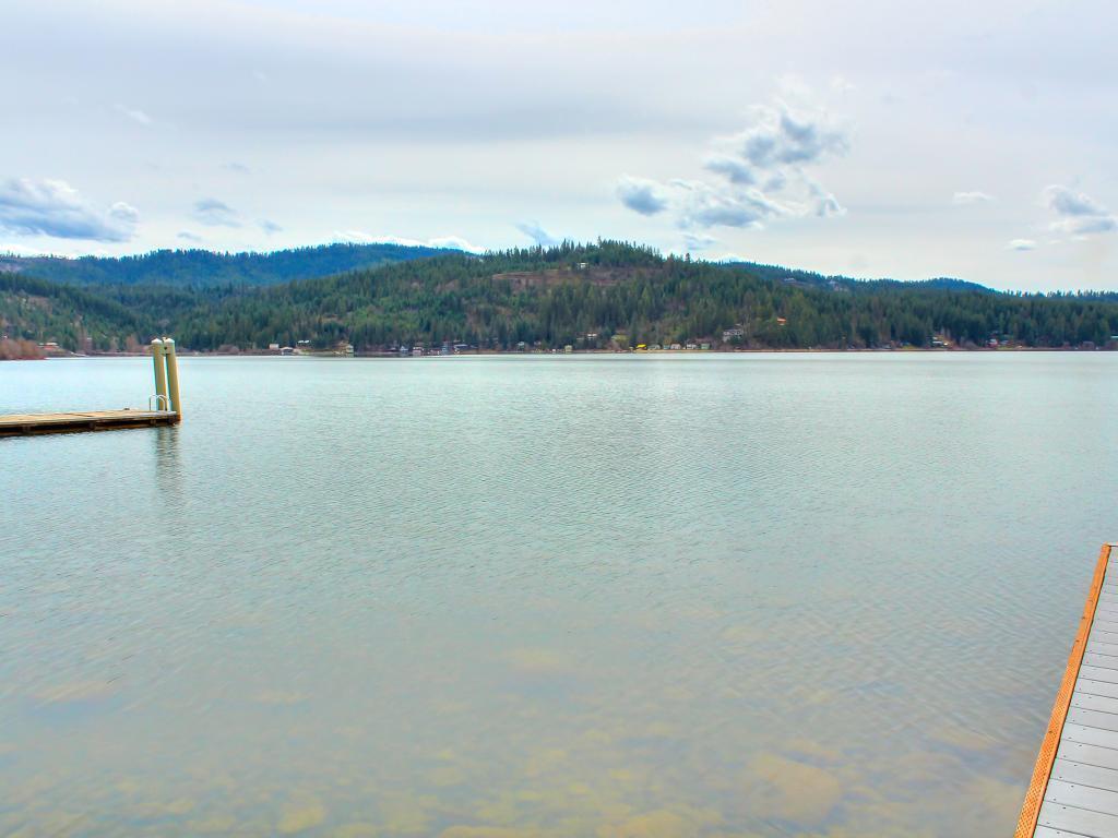 Beautiful Lake Coeur D'Alene Cabin On The Bay Hotel Mica Bilik gambar