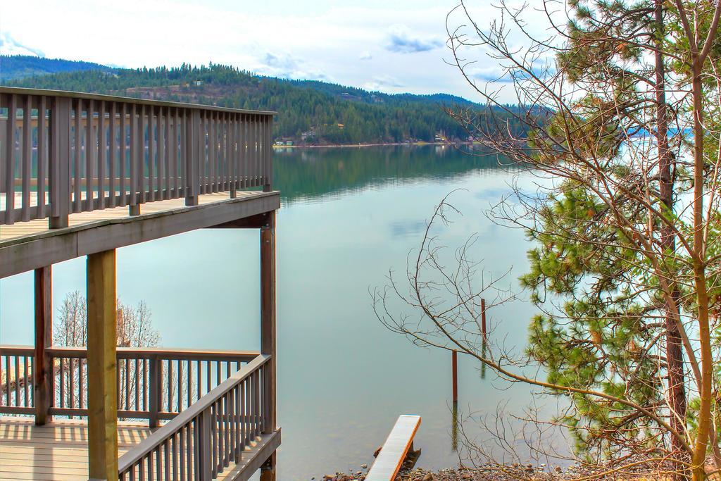 Beautiful Lake Coeur D'Alene Cabin On The Bay Hotel Mica Luaran gambar