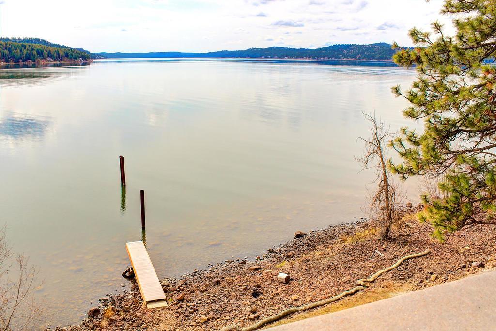 Beautiful Lake Coeur D'Alene Cabin On The Bay Hotel Mica Luaran gambar